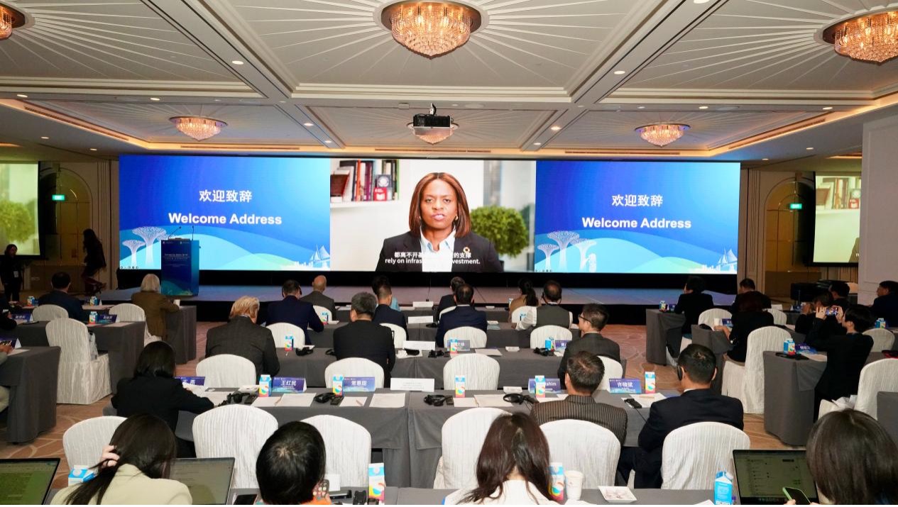 （Sanda Ojiambo，联合国全球契约组织总干事）